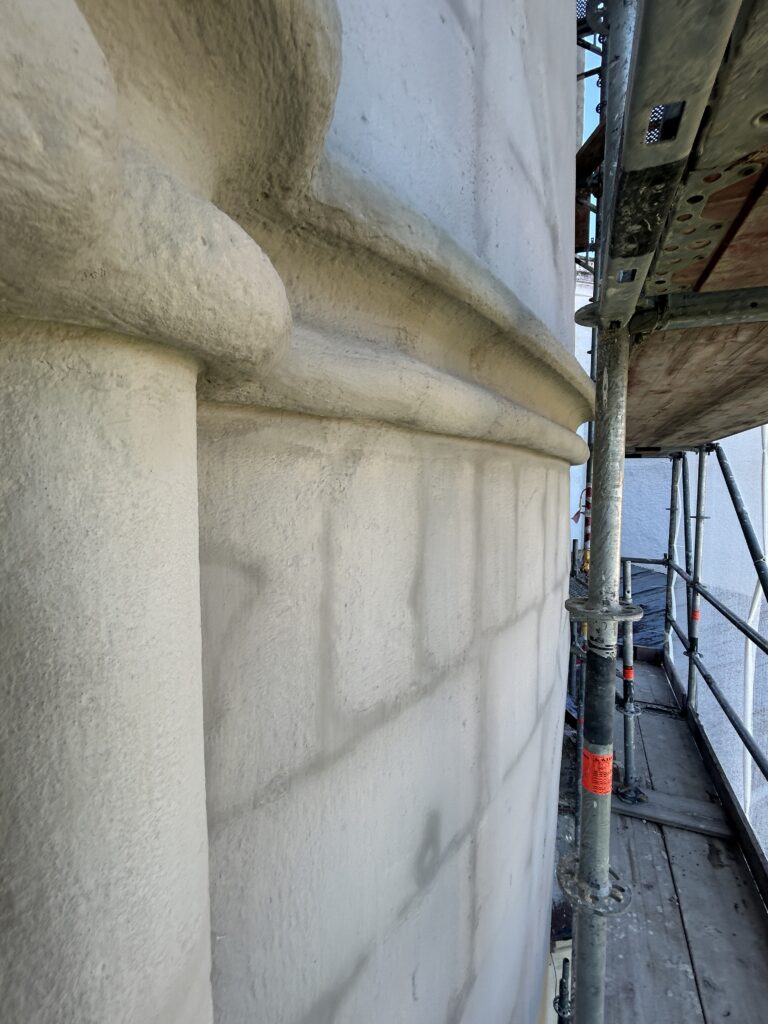 Post-restoration_coffee cornice